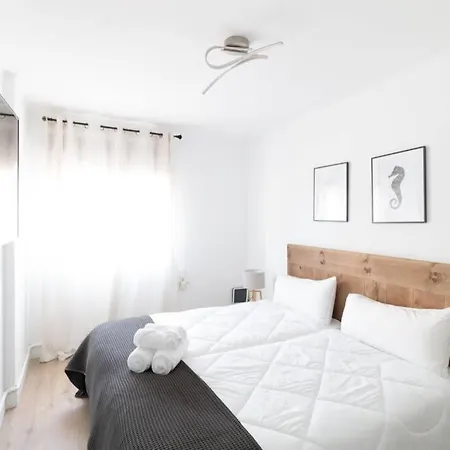 Апартаменты Town Hall *