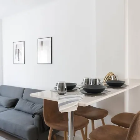 Town Hall Апартаменты Бильбао